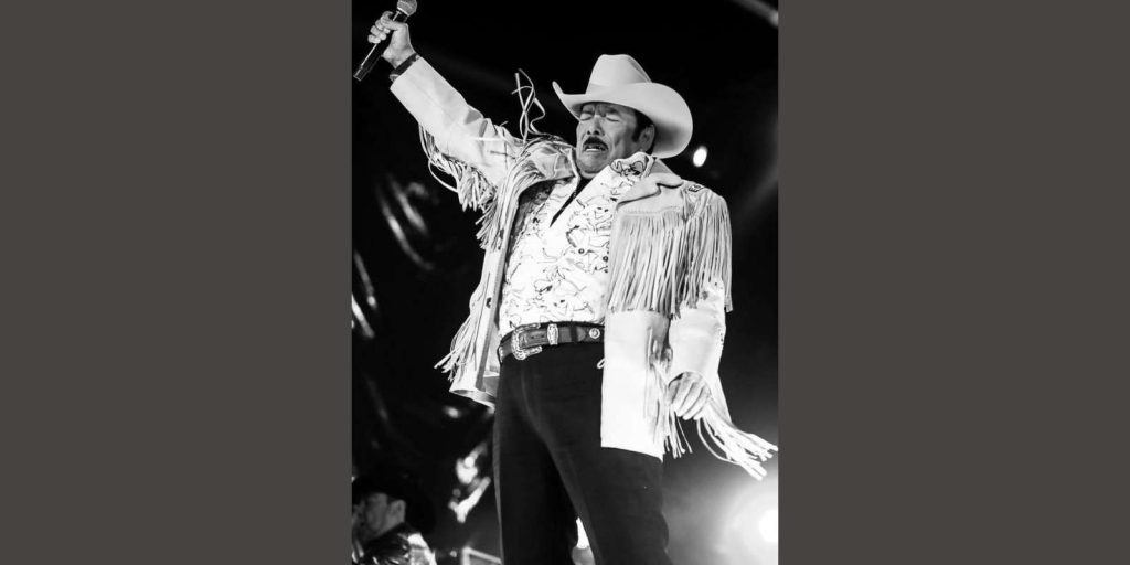 Lalo Mora Cantante