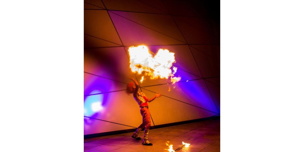 Danza con Fuego y Tambores Africanos
