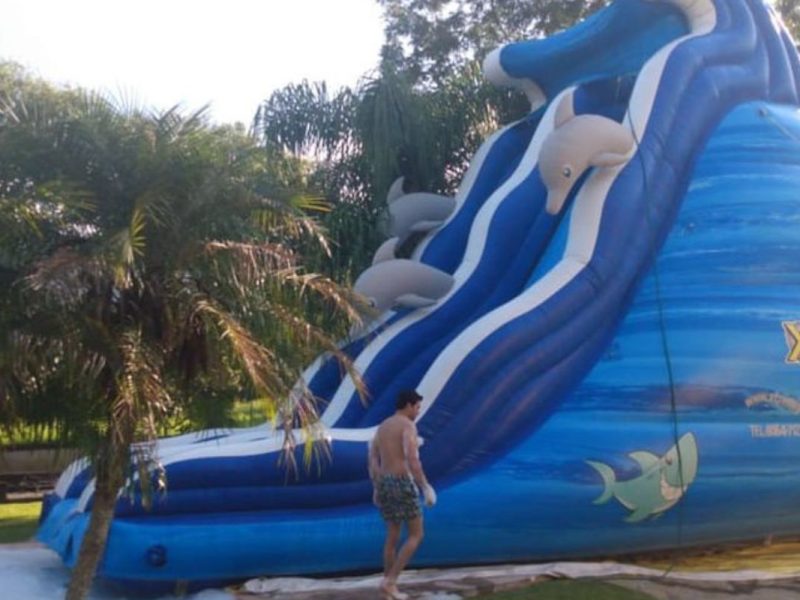 Renta de Tobogán Inflable 8 Metros de Alto