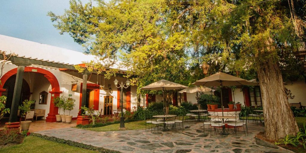 Hostal El Farol