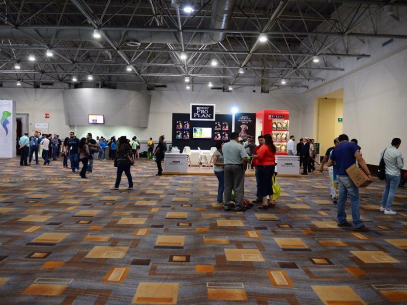 Renta de Salón 104 para conferencias en Cintermex